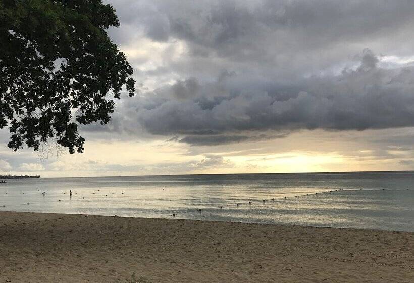 استراحتگاه Negril Beach Club