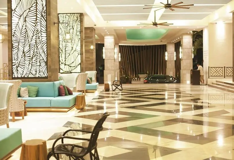 Sunscape Cancun All Inclusive Resort & Spa