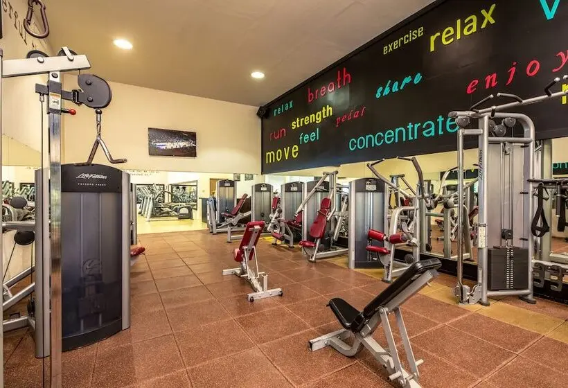 Sunscape Cancun All Inclusive Resort & Spa