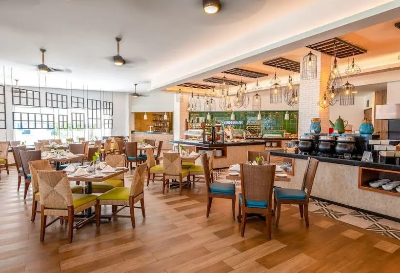 Sunscape Cancun All Inclusive Resort & Spa