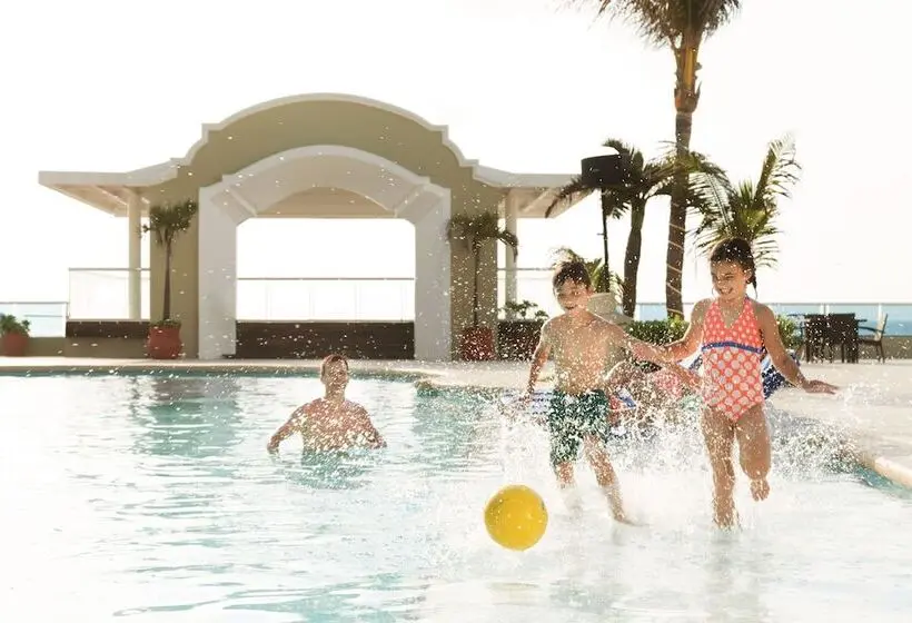 Sunscape Cancun All Inclusive Resort & Spa