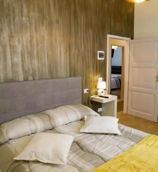 تختخواب و صبحانه Ad Astra Rooms