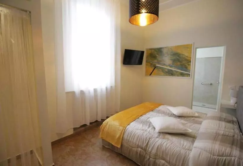 تختخواب و صبحانه Ad Astra Rooms