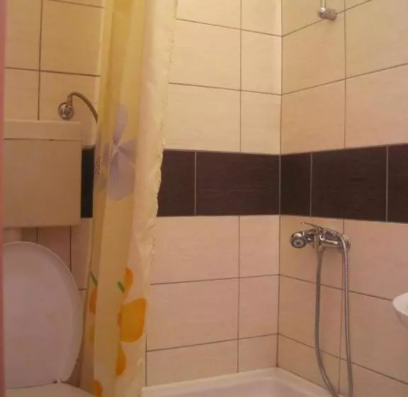 تختخواب و صبحانه Rooms Sole