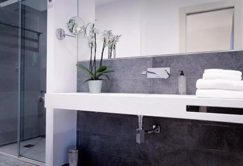 تختخواب و صبحانه Signoria  64