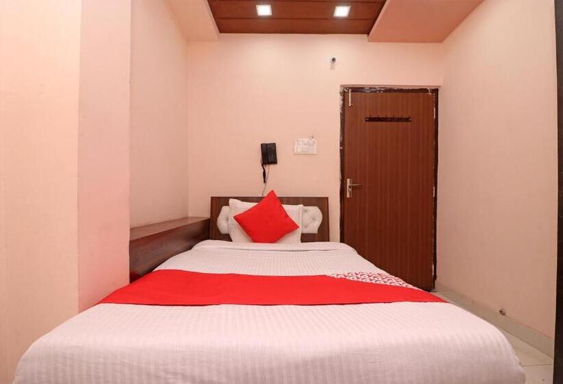 Flagship Hotel Royal Paradise