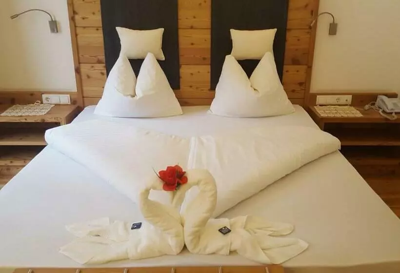 Hotelli Argentum By Bergkristall