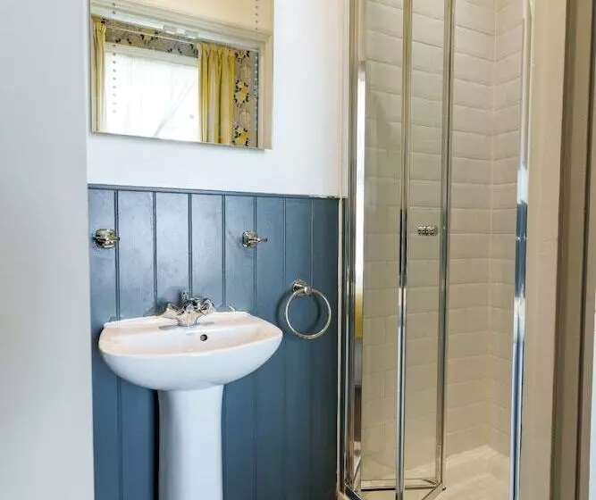 ホテル Bower House