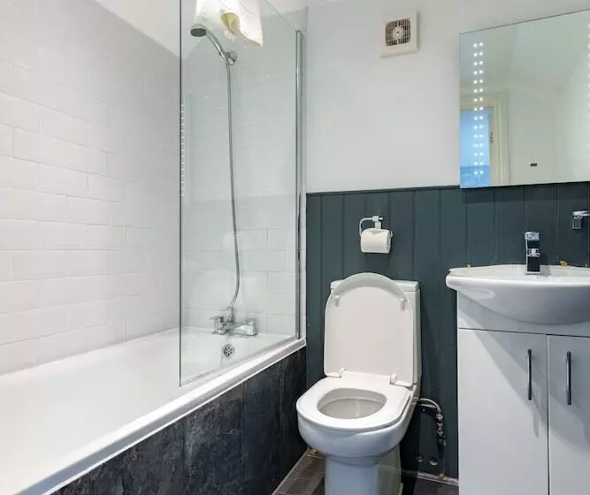 ホテル Bower House