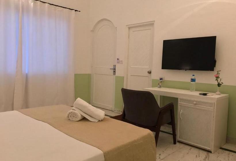 فندق Flavia By The Sea