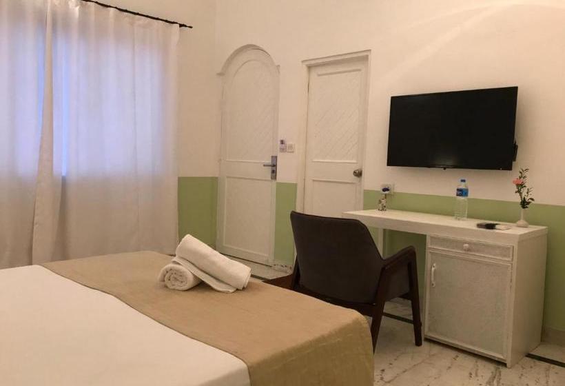 호텔 Flavia By The Sea