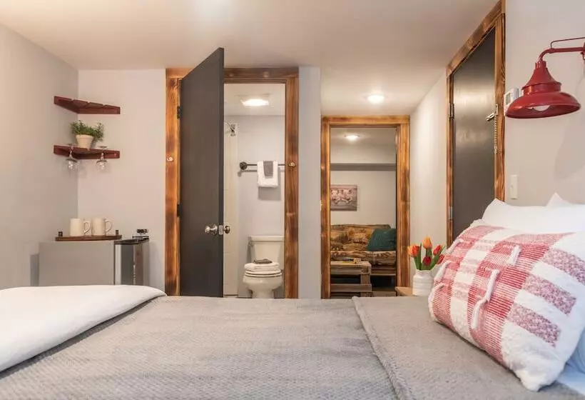 Hotelli Mad River Lodge