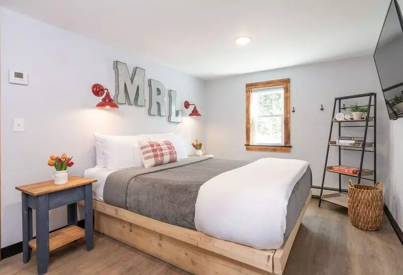 Hotelli Mad River Lodge