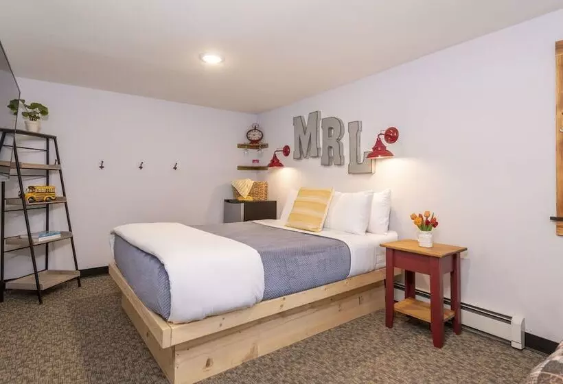 Hotelli Mad River Lodge