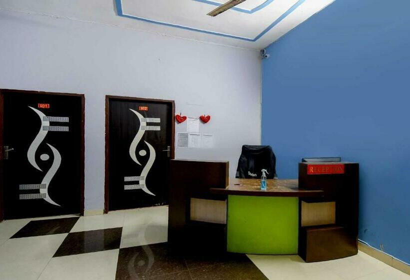 酒店 Oyo 74383  Grand Tulip