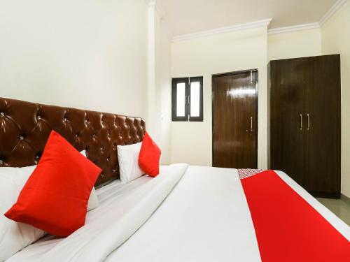 Hotel Oyo Del2822 Moody Moon