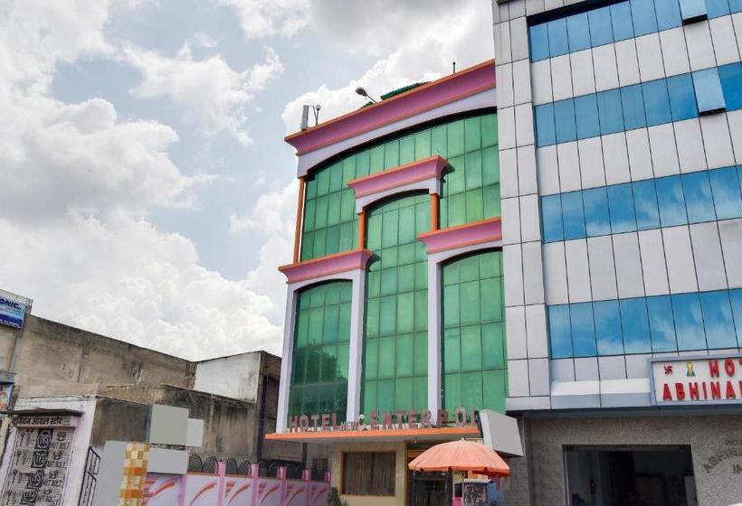 בית מלון כפרי Spot On 3054 New Center Point