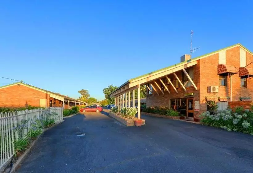 Motelli All Travellers Motor Inn