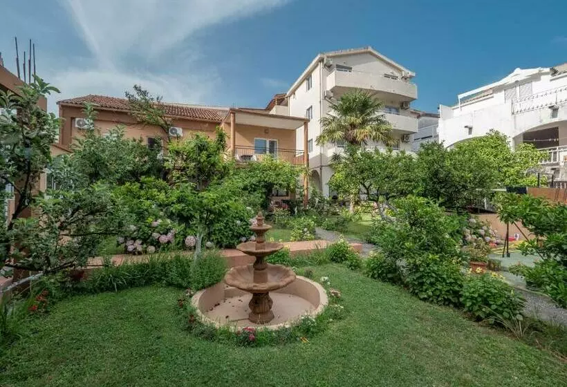 پانسیون Casa Di Fratelli