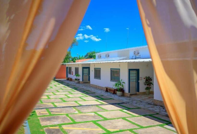 پانسیون Villae Pousada