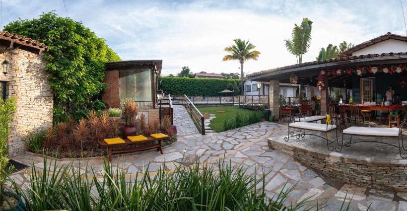 پانسیون Villae Pousada