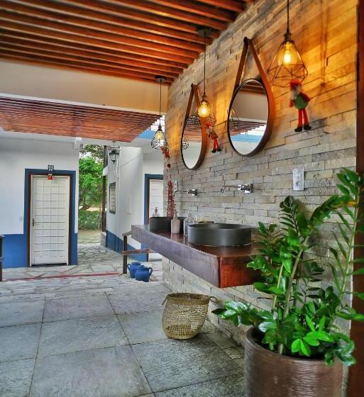 پانسیون Villae Pousada