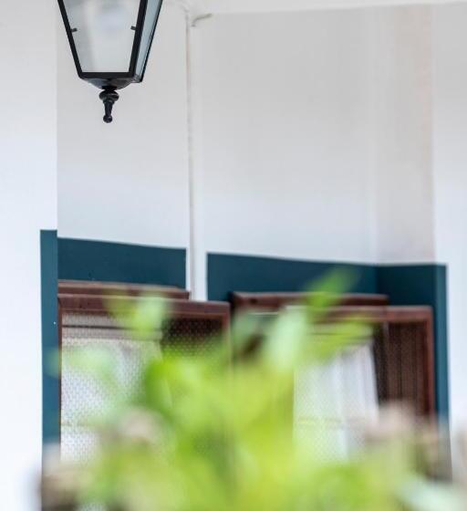 پانسیون Villae Pousada