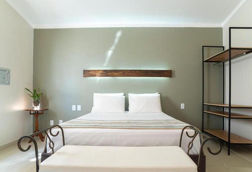 پانسیون Villae Pousada