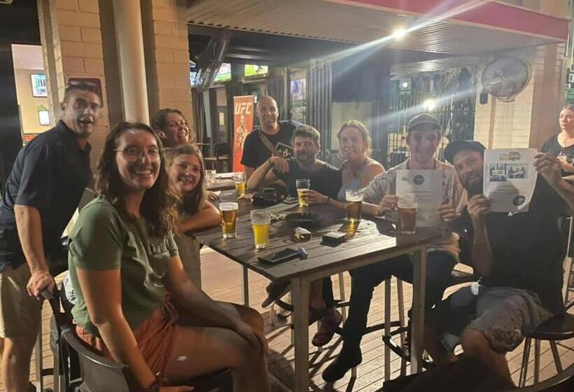 The Cozy Hostel   Motel