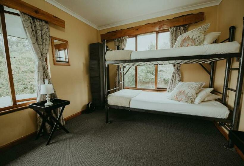 فندق صغير Tsitsikamma Backpackers