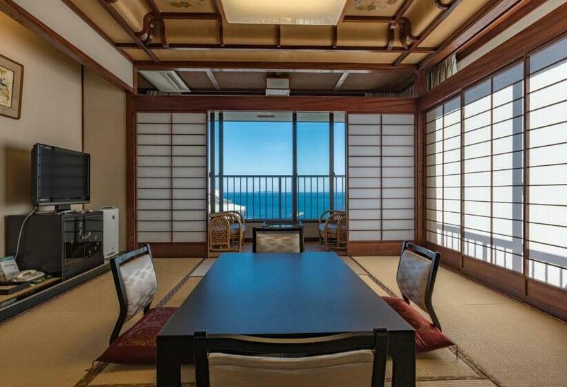 Atami Onsen Sakuraya Ryokan