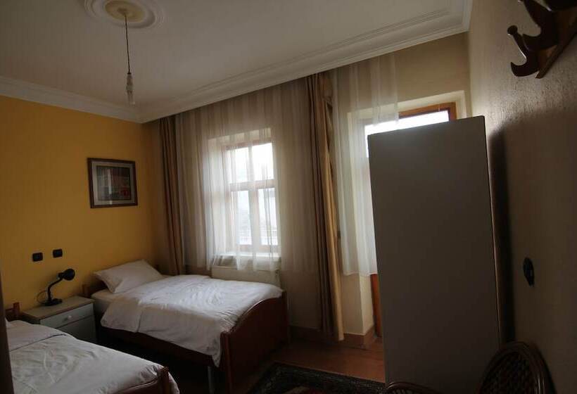 مبيت وإفطار Kose Pension