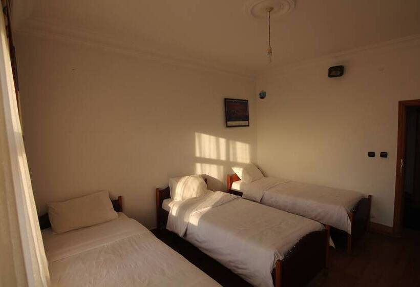 مبيت وإفطار Kose Pension