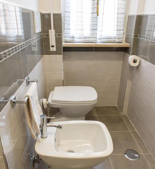 تختخواب و صبحانه Mirabilia Urbis Roma