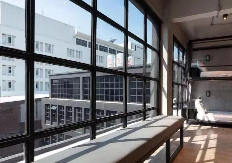 Bed Station Hostel Khaosan