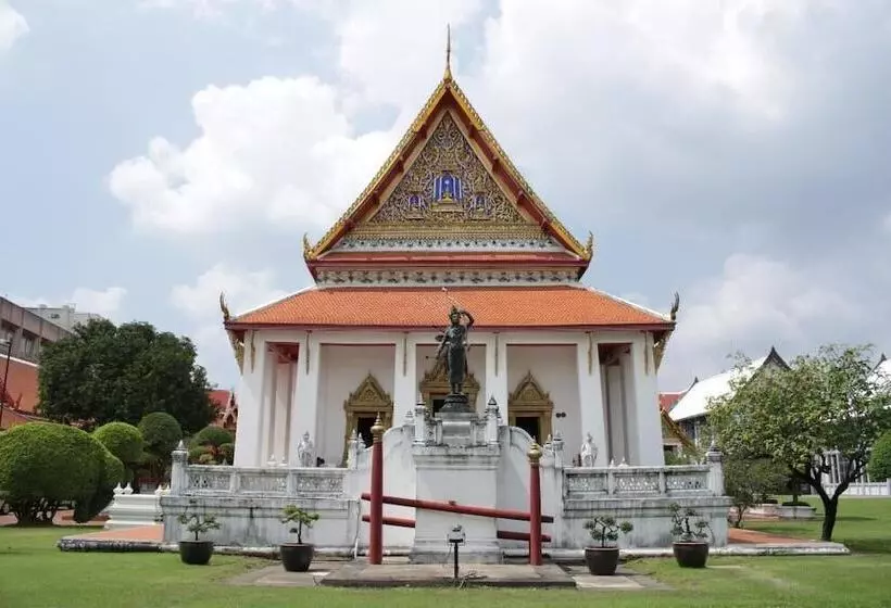 Bed Station Hostel Khaosan