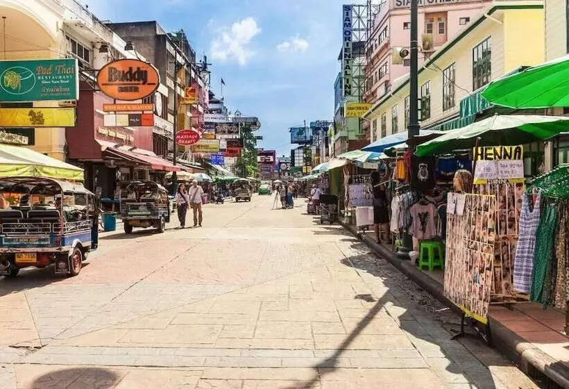 Bed Station Hostel Khaosan