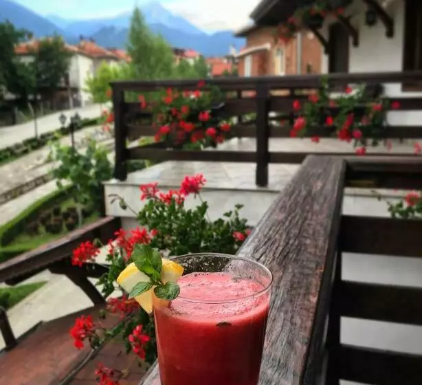 ホテル Guest House Dzhangal