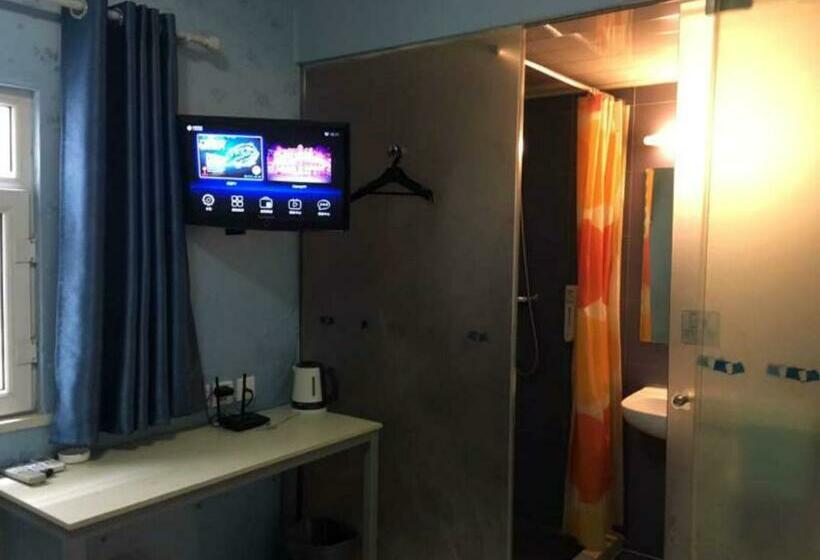 Bestay Hotel Express Urumqi Hongshan Branch