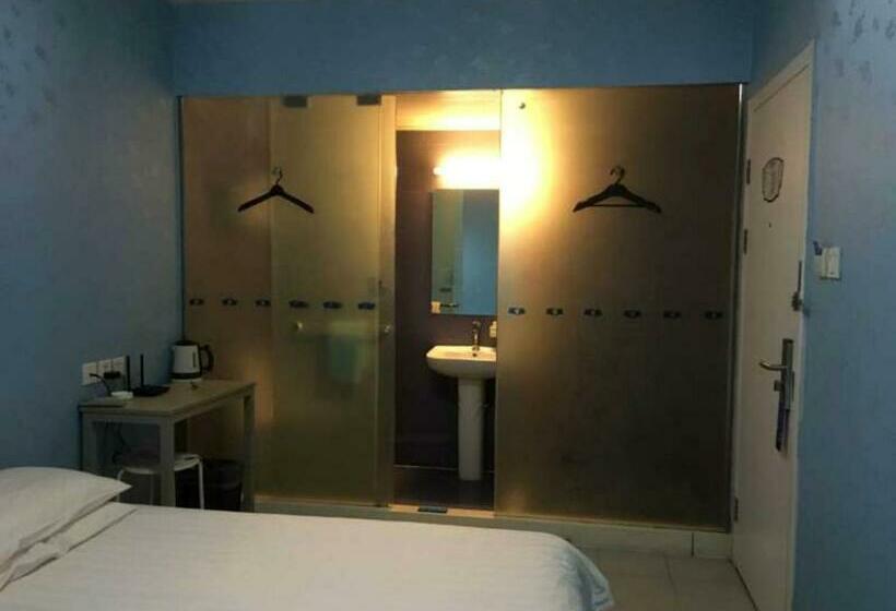 Bestay Hotel Express Urumqi Hongshan Branch