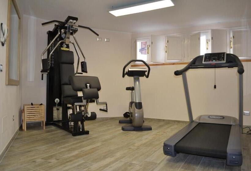 בית מלון כפרי Miramonti