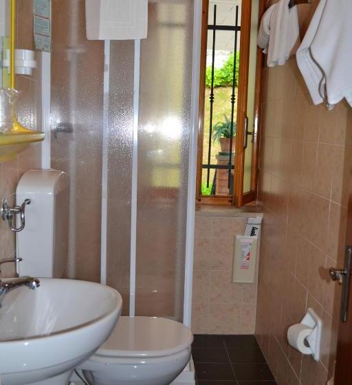 בית מלון כפרי Miramonti