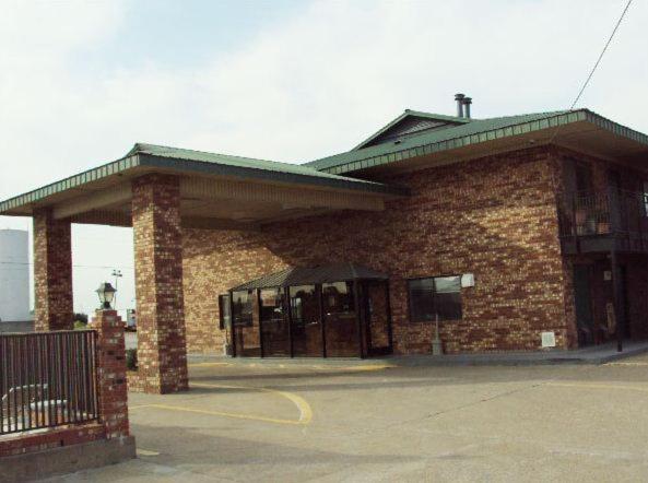 Отель Regency Travel Inn