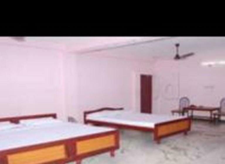 בית מלון כפרי Vaithee Park