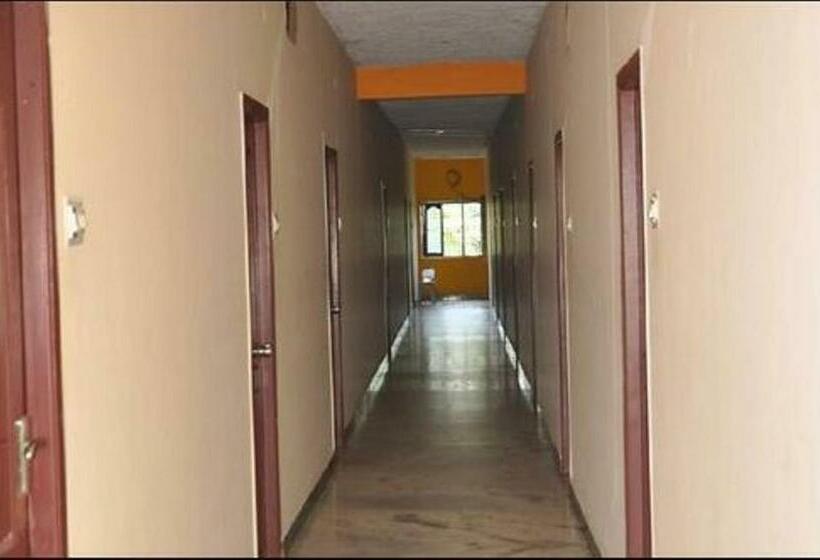 בית מלון כפרי Vaithee Park