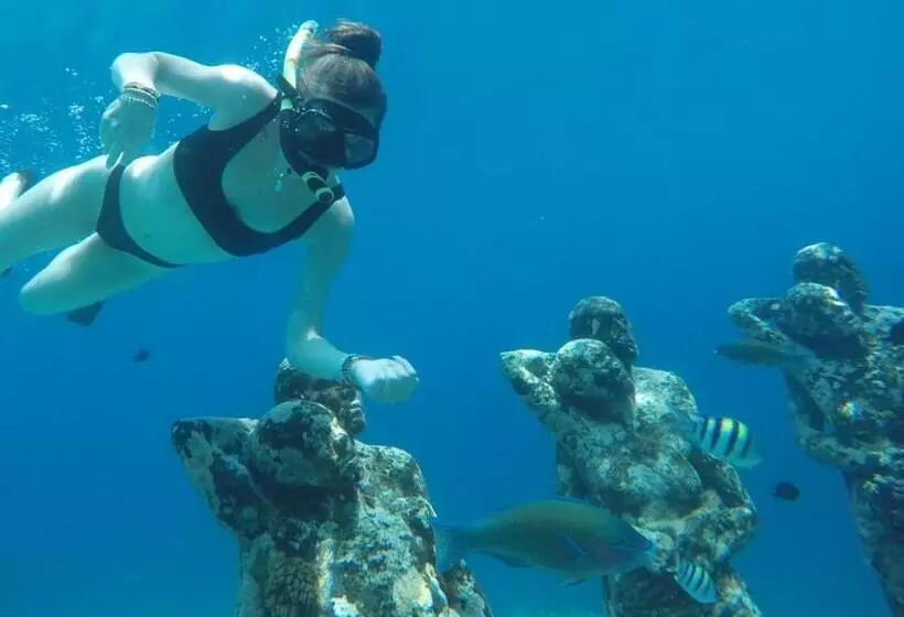 ペンション Fantastic Cottages