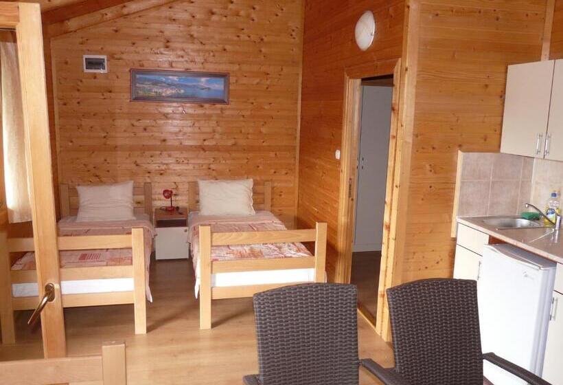 پانسیون Guest House Jadran Pol