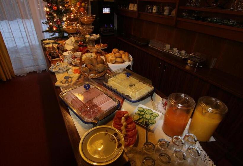 ペンション Haus Scheiber