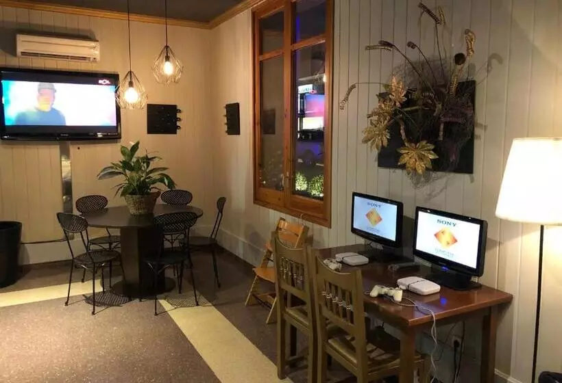 Majatalo Hostal Sant Marti