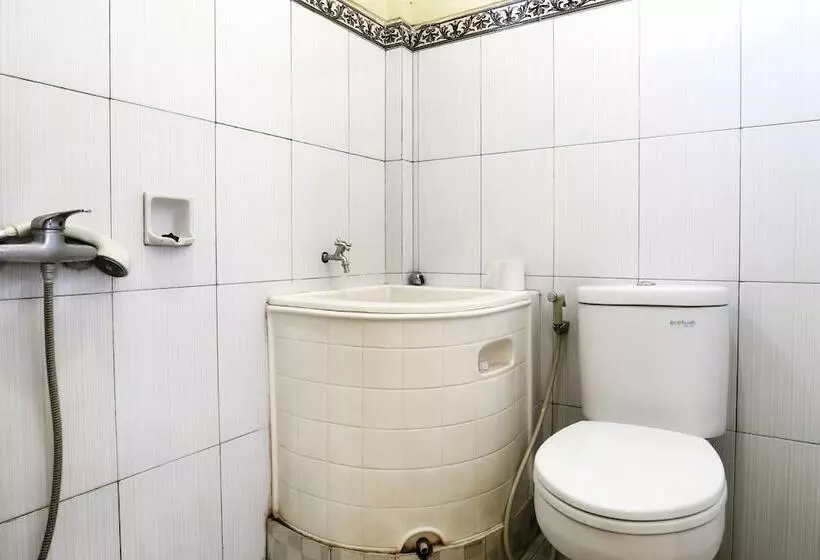 ペンション Jungut Guest House